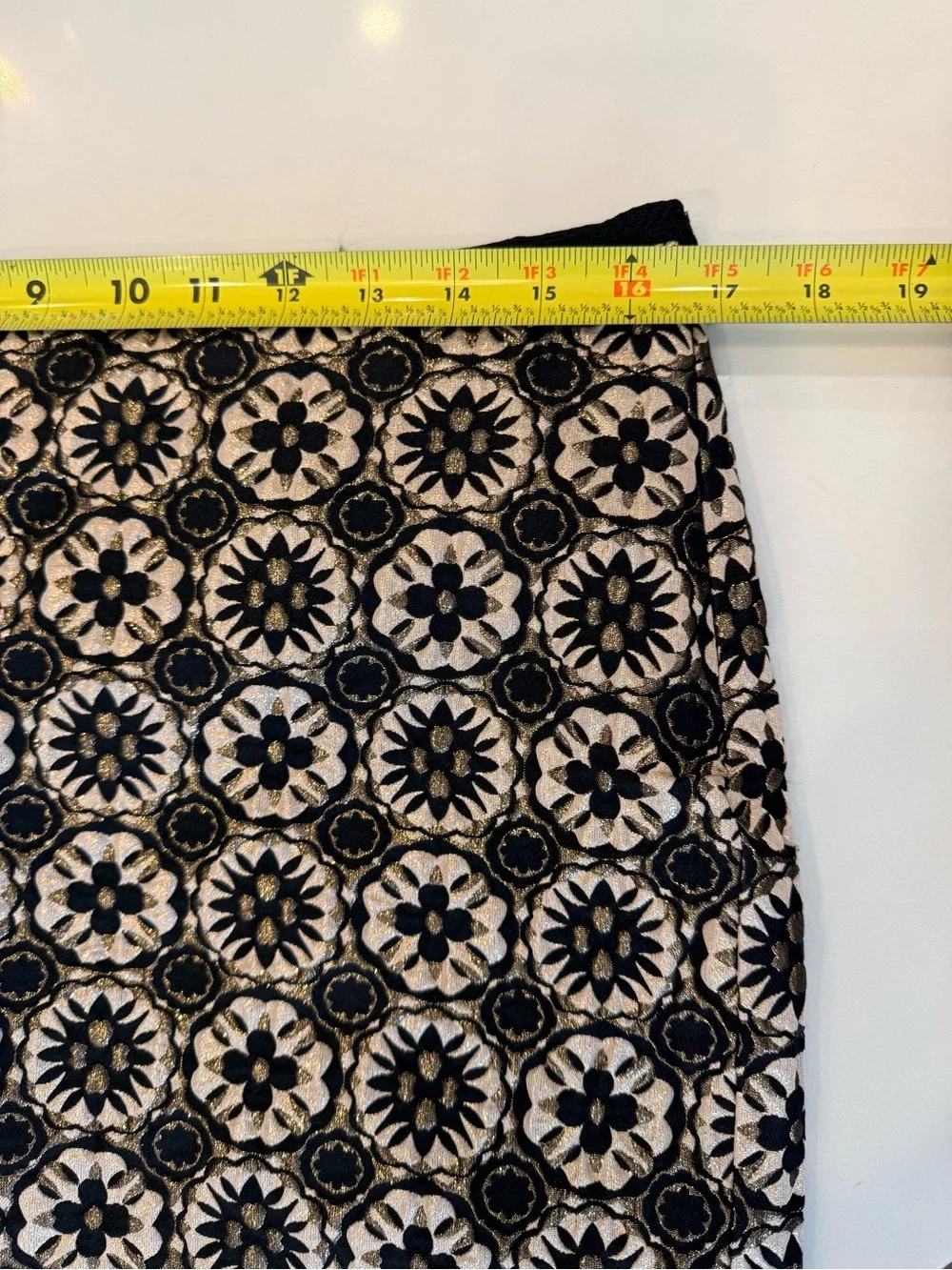 Max Studio Black Floral Pattern Pencil Skirt on  W/ Metallic Gold Sheen